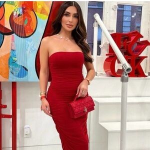 ❤️ STRAPLESS ORGANZA DRESS